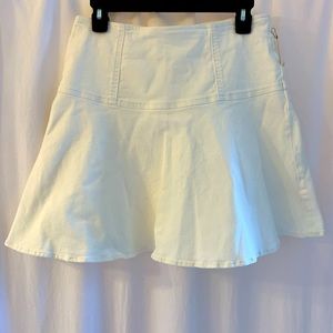 White cotton mini skirt